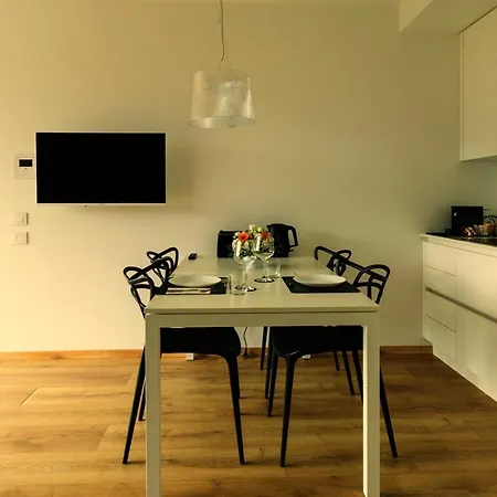 Mine House Hill- 2 Privat Parking! Apartment Trento